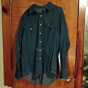 Wrangler Men's Dark Blue Button Down Shirt